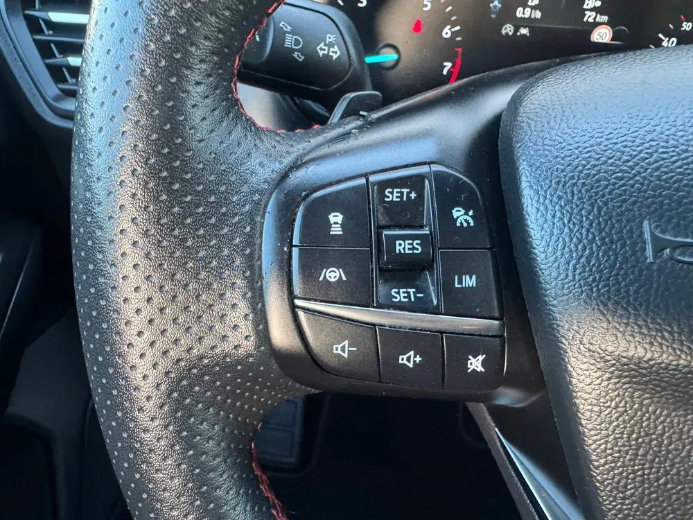 Ford Focus 1.0 EcoBoost ST-Line Black Automaat uit 2020, foto 7