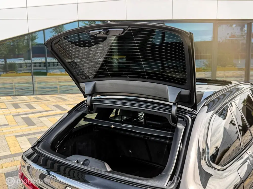 BMW 5-serie 530i M Sport FACELIFT uit 2020, foto 13