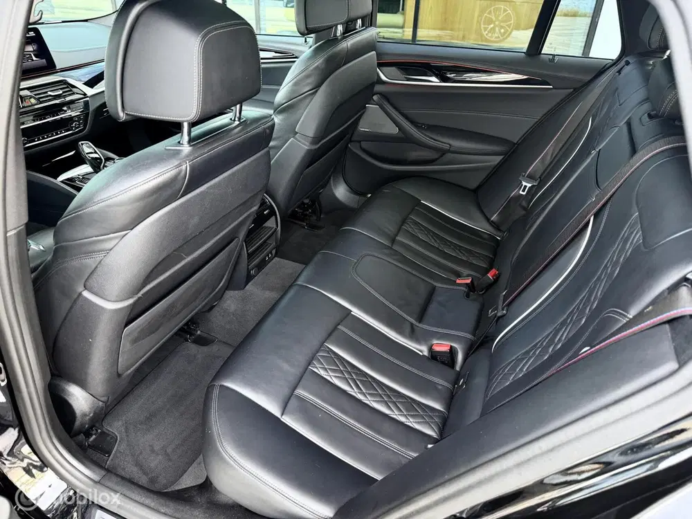 BMW 5-serie 530i M Sport FACELIFT uit 2020, foto 15