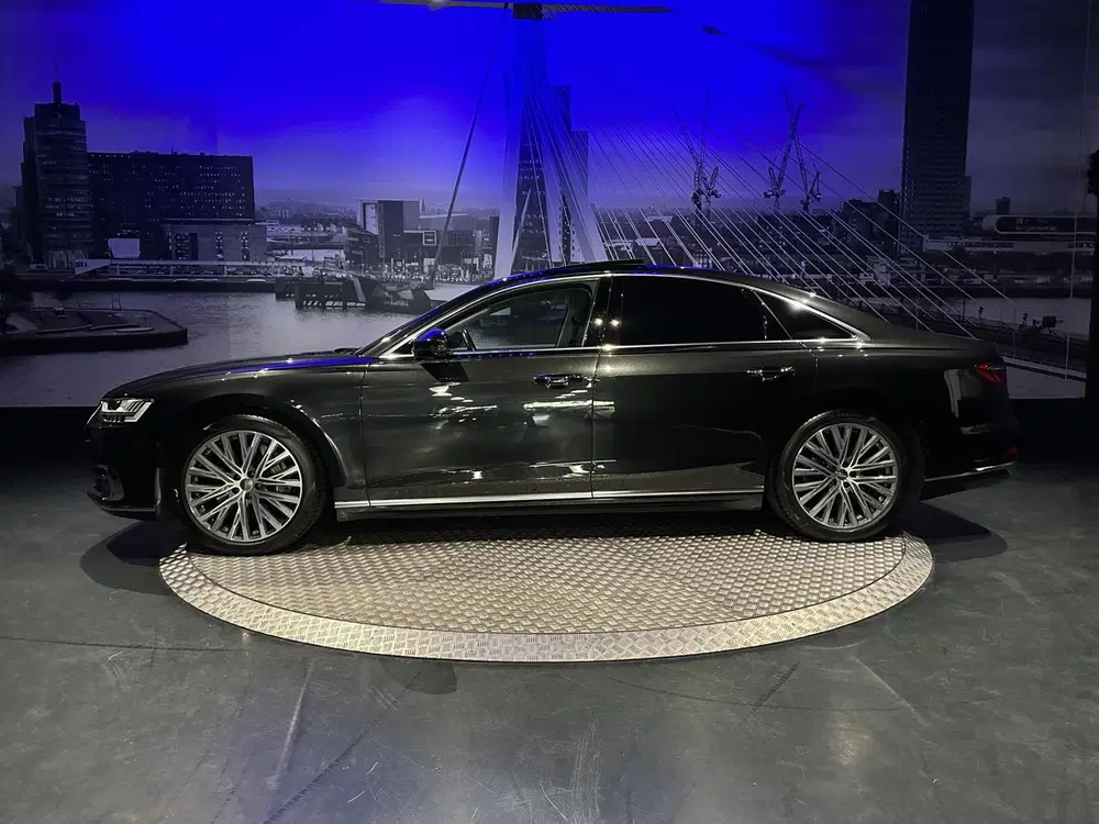 Audi A8 55 TFSI quattro Pro Line Plus *NL-auto*B&O uit 2019, foto 8