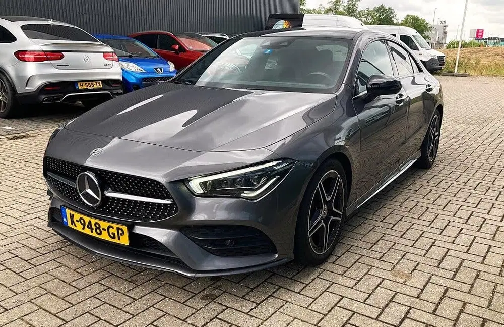 Mercedes-Benz CLA CLA 180 AMG 136pk 7G-DCT 2020 Grijs uit 2020, foto 3