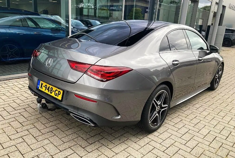 Mercedes-Benz CLA CLA 180 AMG 136pk 7G-DCT 2020 Grijs uit 2020, foto 6