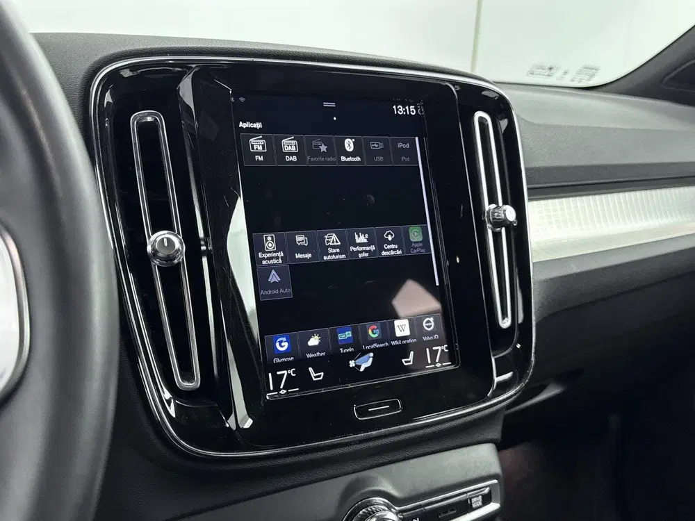 Volvo XC40 1.5 T5 Recharge Plus Dark uit 2023, foto 11