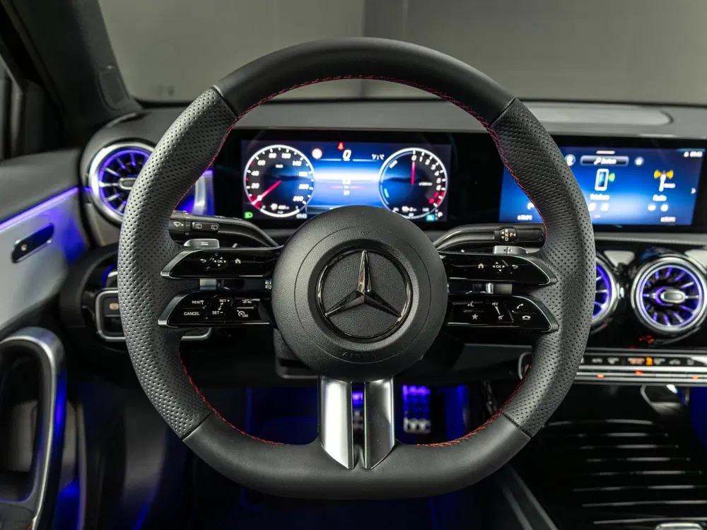 Mercedes-Benz A-Klasse 250 e Business Solution AMG uit 2026, foto 13