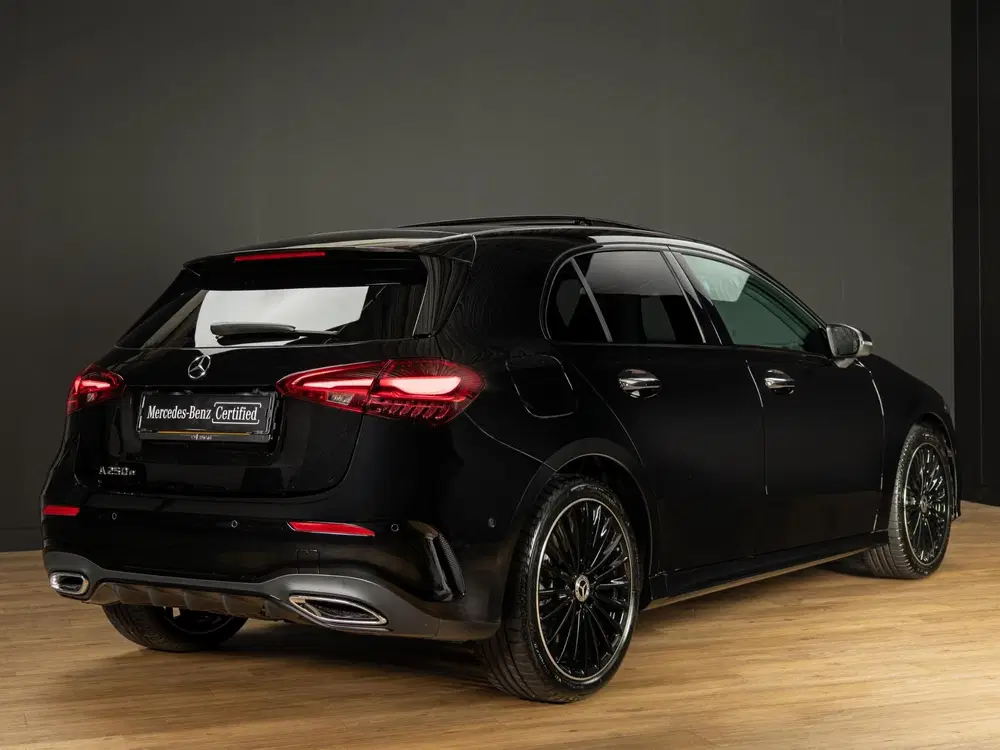 Mercedes-Benz A-Klasse 250 e Business Solution AMG uit 2026, foto 2