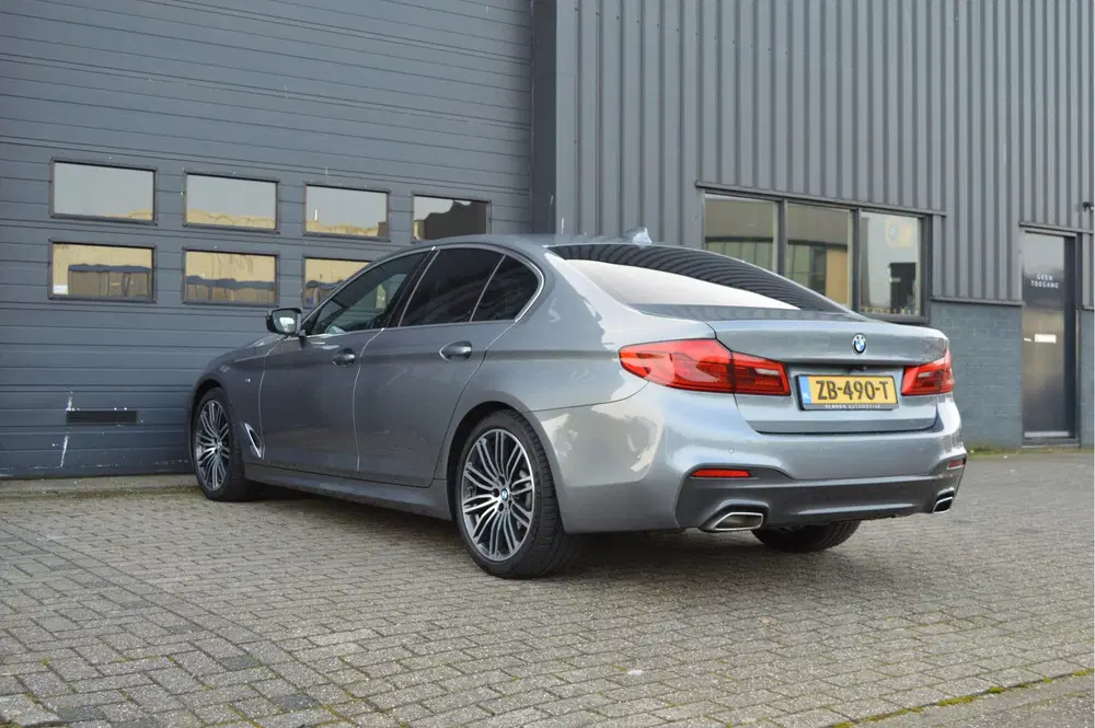 BMW 5-serie 5 Serie 520i High Executive Edition uit 2019, foto 4