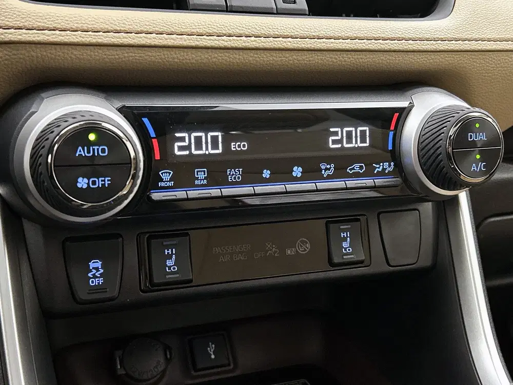 Toyota RAV 4 2.5 Hybrid Executive uit 2021, foto 11