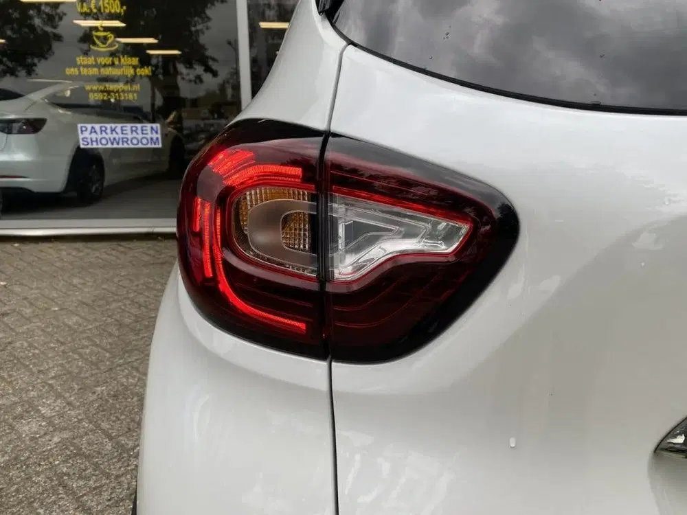 Renault Captur uit 2019, foto 15
