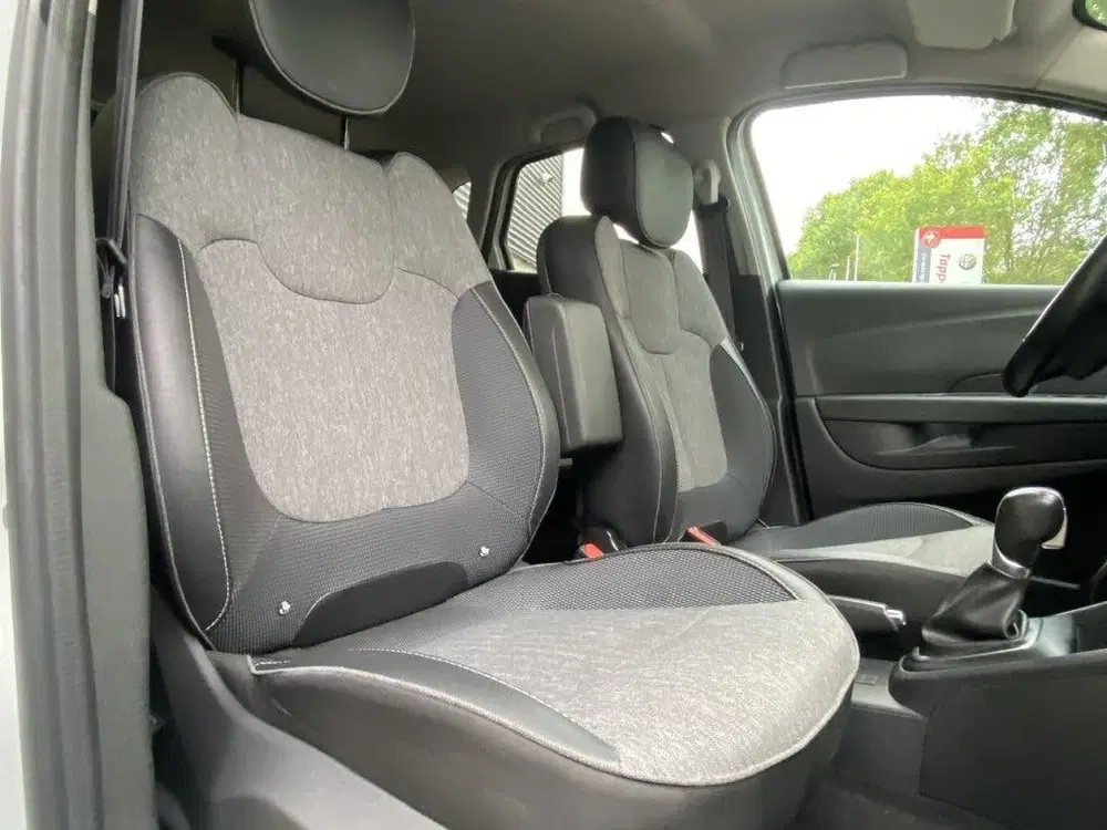 Renault Captur uit 2019, foto 7