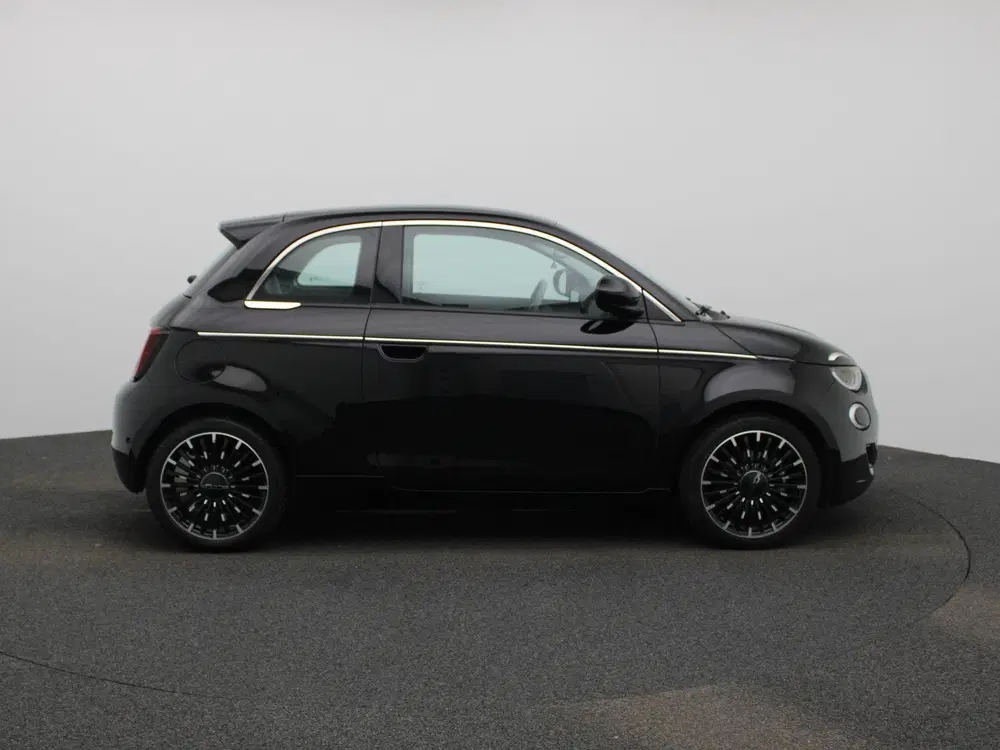 Fiat 500 500e 42 kWh La Prima uit 2023, foto 6