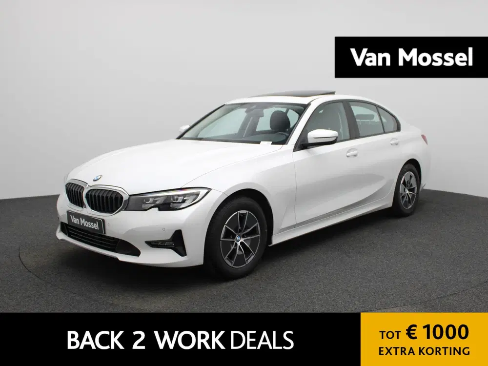 BMW 3-serie 318i Executive uit 2022