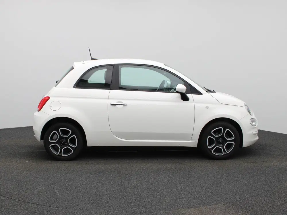Fiat 500 1.0 Hybrid Club uit 2022, foto 6