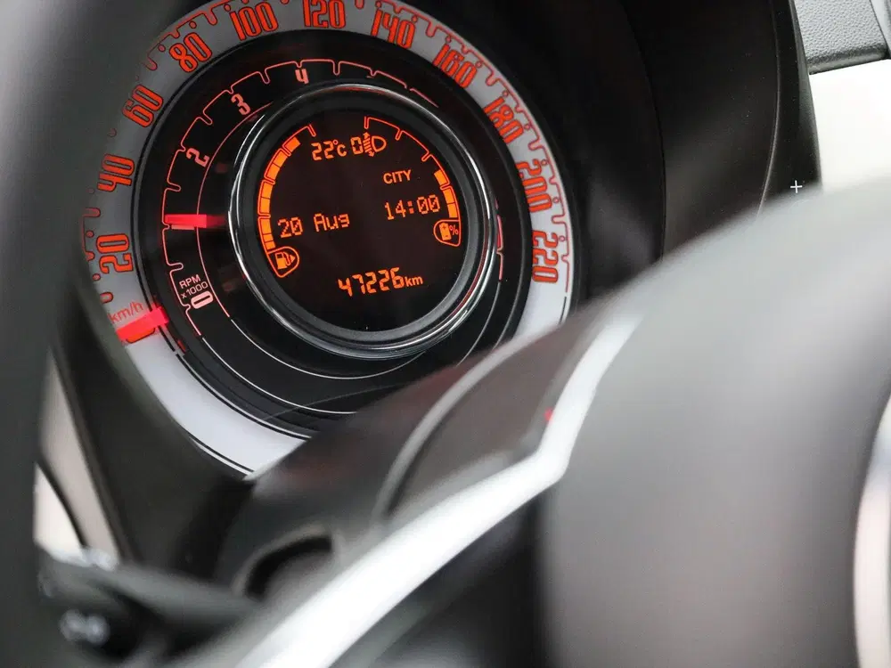 Fiat 500 1.0 Hybrid Club uit 2022, foto 8
