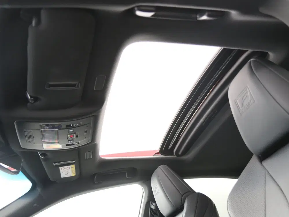 Lexus ES 300h F Sport Line uit 2019, foto 14