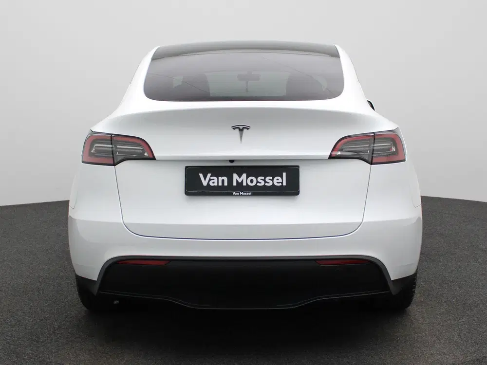 Tesla Model Y Long Range RWD 75 kWh uit 2022, foto 5