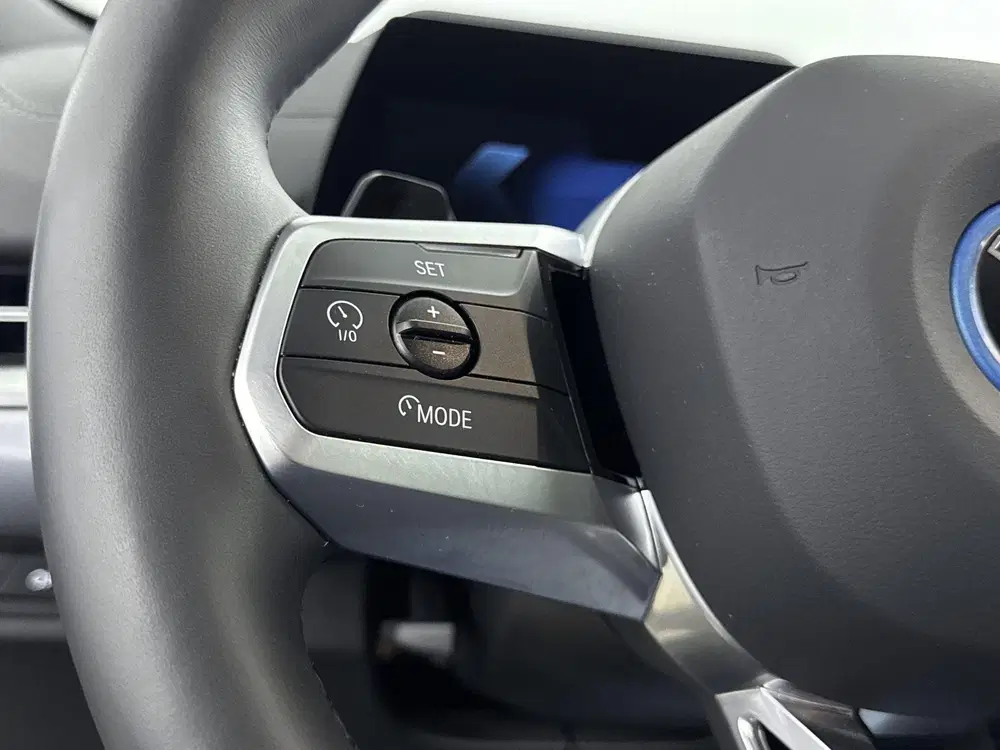 BMW iX2 eDrive20 67 kWh uit 2025, foto 6