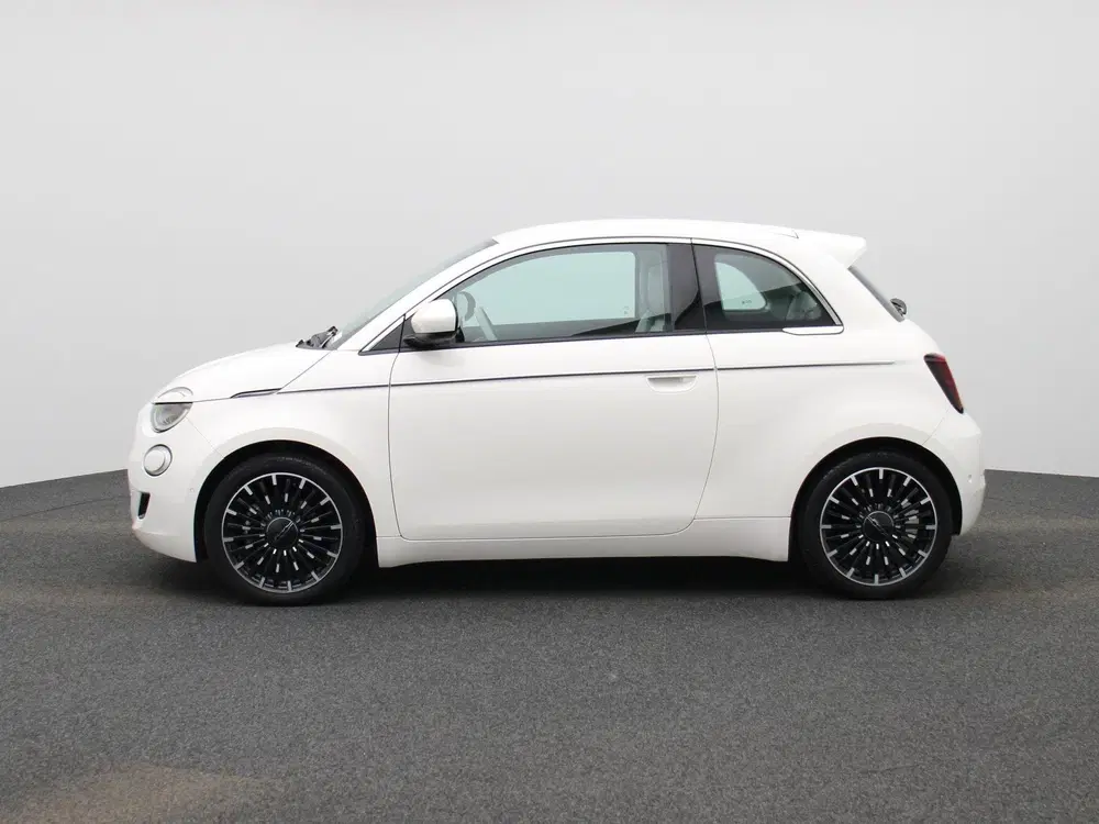 Fiat 500e 42 kWh La Prima by Bocelli uit 2023, foto 4