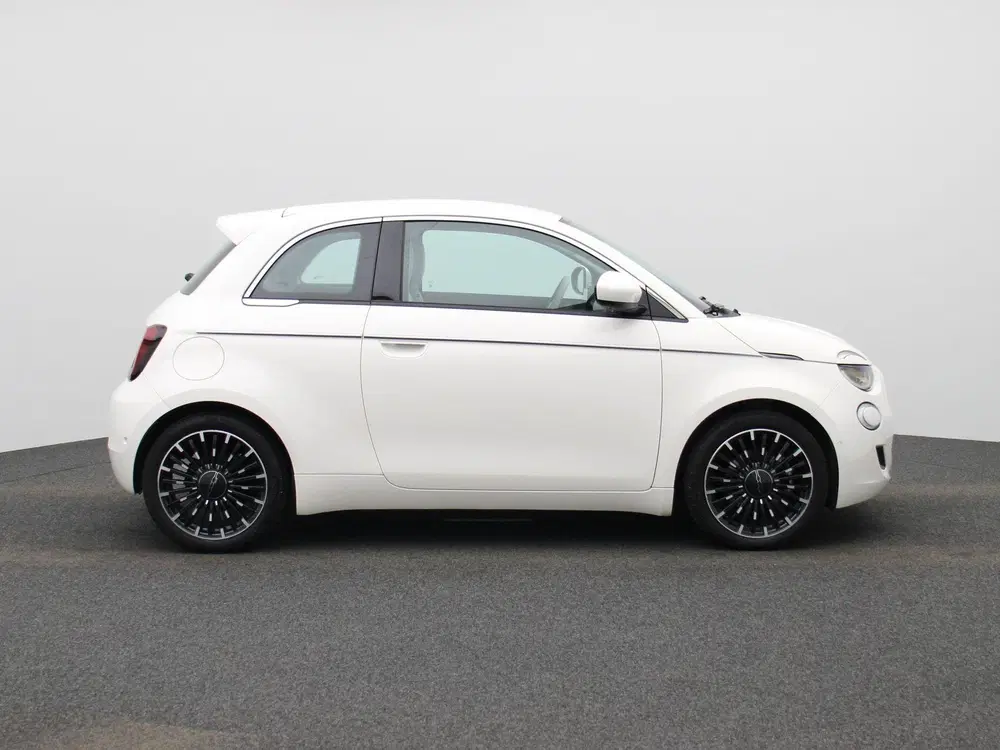Fiat 500e 42 kWh La Prima by Bocelli uit 2023, foto 6