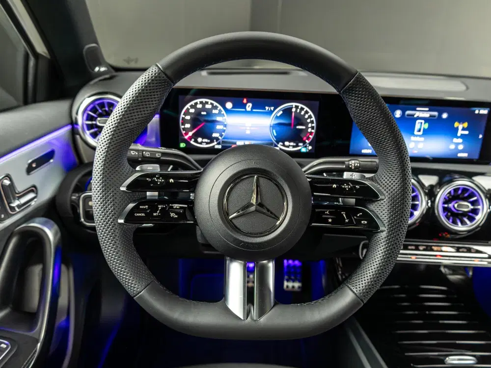 Mercedes-Benz A-Klasse 250 e Business Solution AMG uit 2026, foto 14