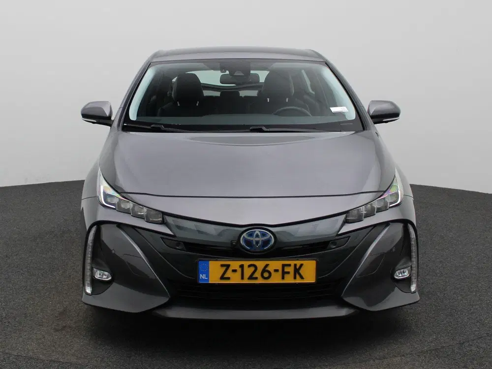 Toyota Prius 1.8 Executive uit 2020, foto 3