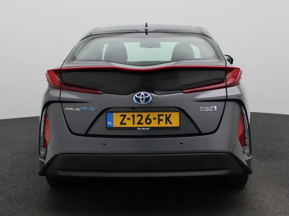 Toyota Prius 1.8 Executive uit 2020, foto 5