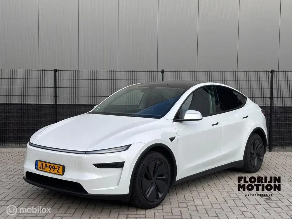 Tesla Model Y RWD 58 kWh uit 2025