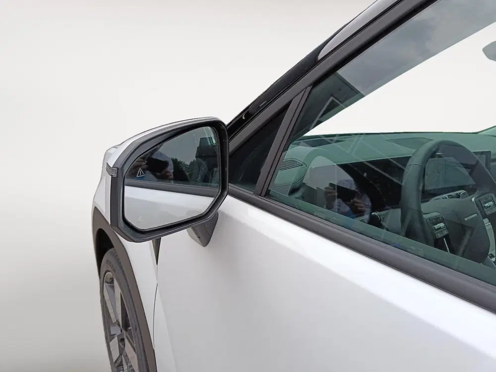 Hyundai SANTA FE 1.6 T-GDI PHEV Premium Pro 4WD 7p uit 2026, foto 10