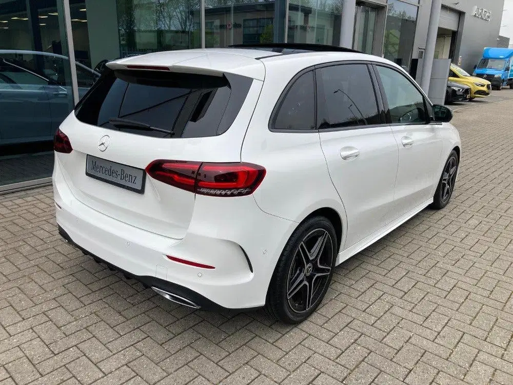 Mercedes-Benz B-Klasse B250 224PK 7G AMG Pano uit 2019, foto 4