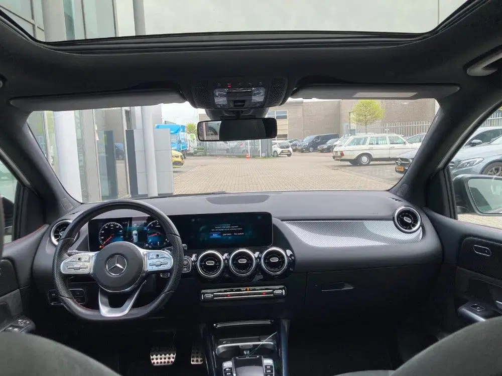 Mercedes-Benz B-Klasse B250 224PK 7G AMG Pano uit 2019, foto 8