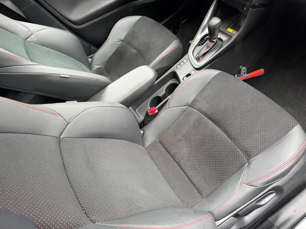 Toyota Yaris 1.5 Hybrid 130 GR SPORT Pano Camera Cruise uit 2025, foto 11