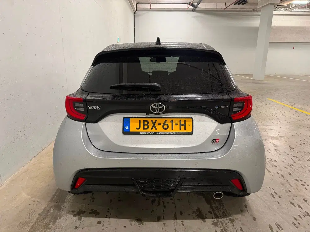 Toyota Yaris 1.5 Hybrid 130 GR SPORT Pano Camera Cruise uit 2025, foto 4