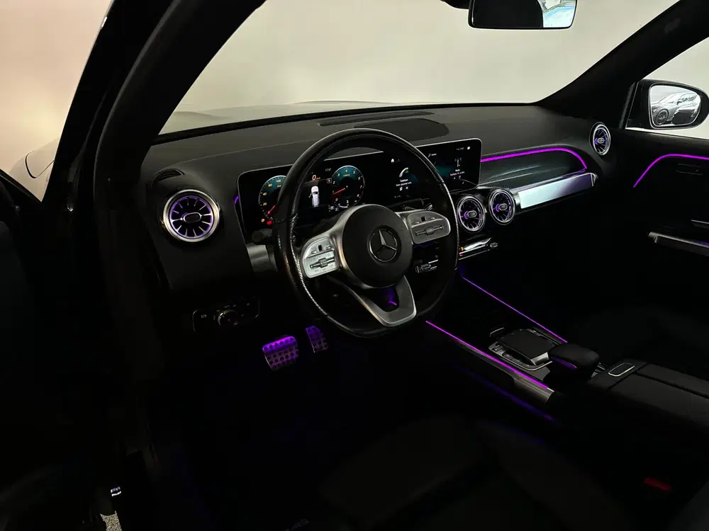 Mercedes-Benz GLB 200 AMG Pano uit 2020, foto 9