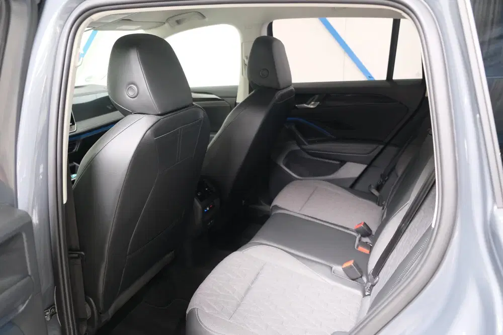 Volkswagen Tiguan 1.5 eTSI Life Edition Automaat uit 2024, foto 11
