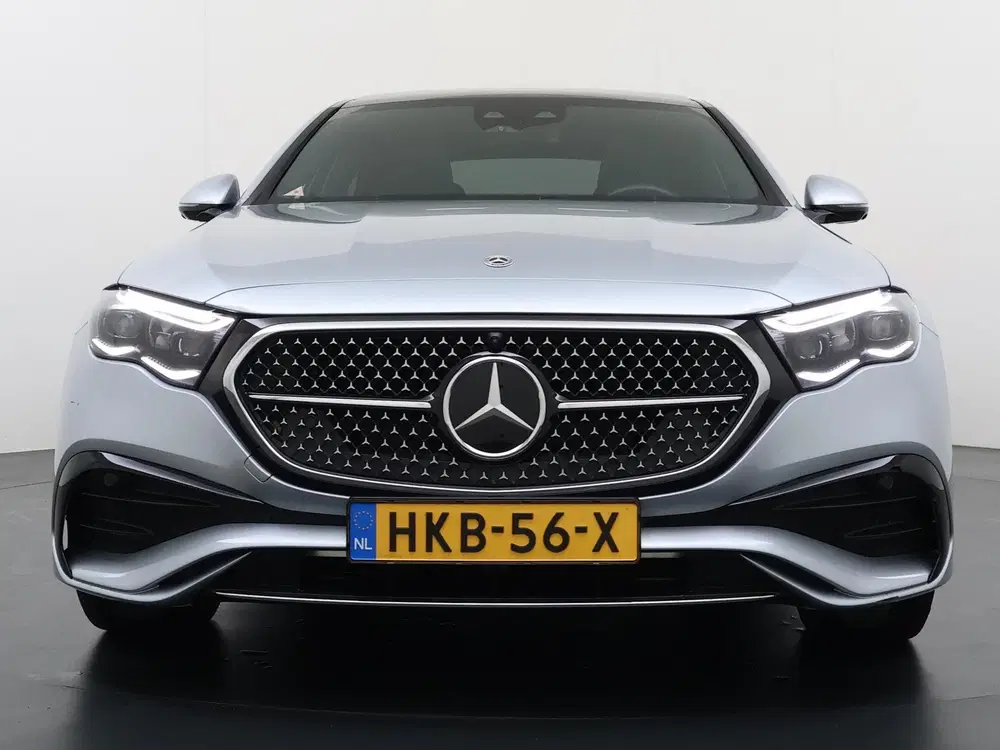 Mercedes-Benz E-Klasse 300 e AMG Sport Edition uit 2025, foto 12