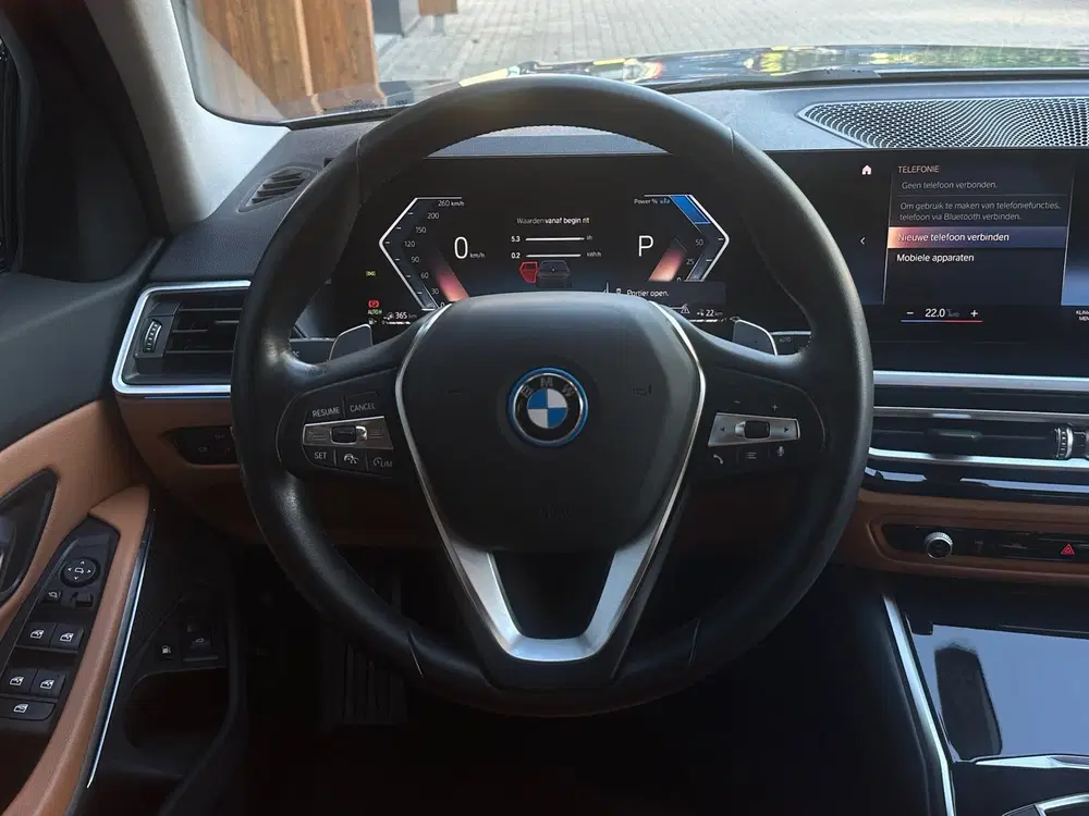 BMW 3-serie 320e Facelift Camera uit 2022, foto 14