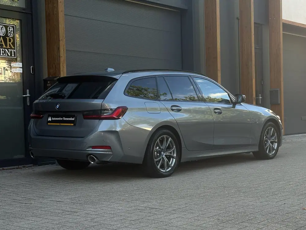BMW 3-serie 320e Facelift Camera uit 2022, foto 6