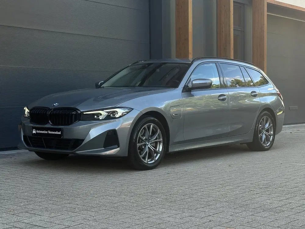 BMW 3-serie 320e Facelift Camera uit 2022, foto 7