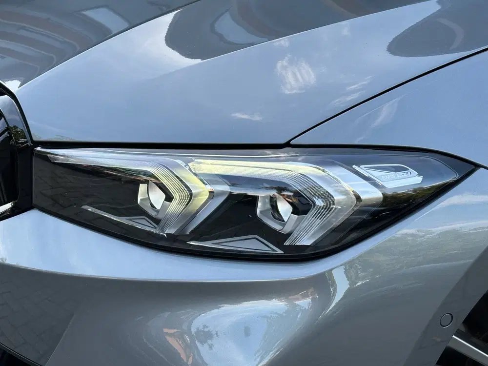 BMW 3-serie 320e Facelift Camera uit 2022, foto 9