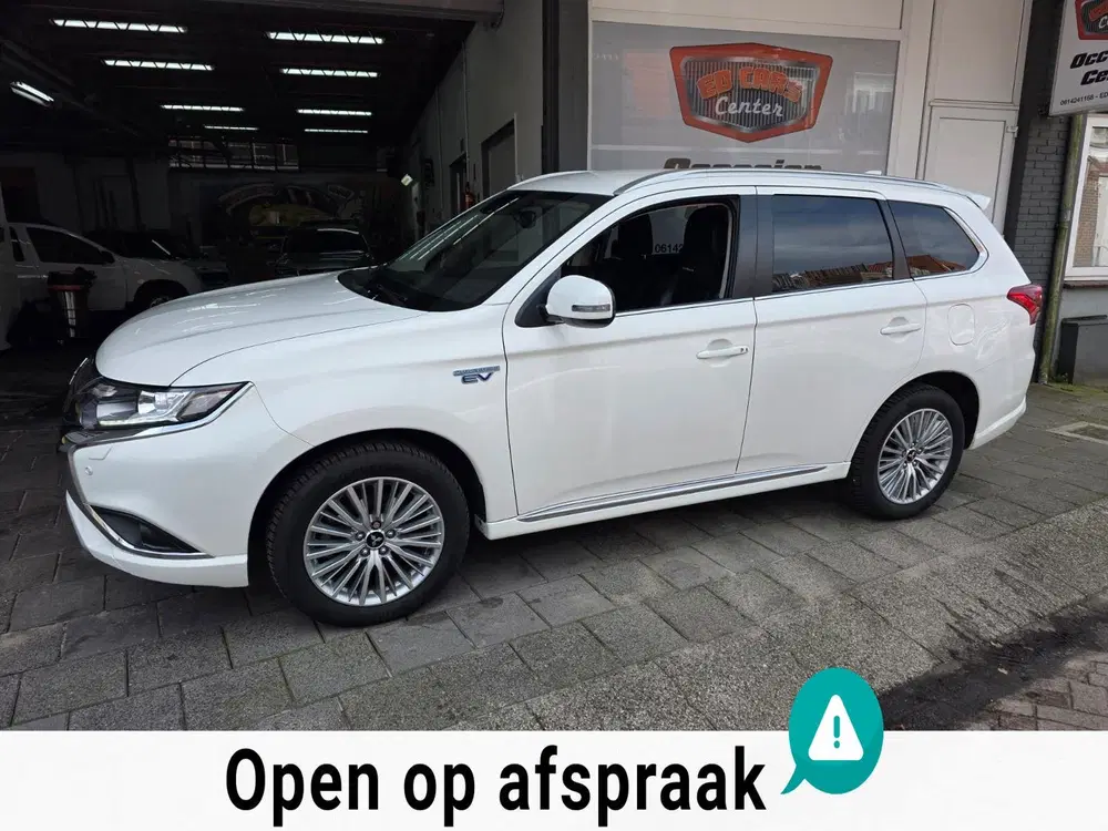 Mitsubishi Outlander 2.4 PHEV S-Edition uit 2019