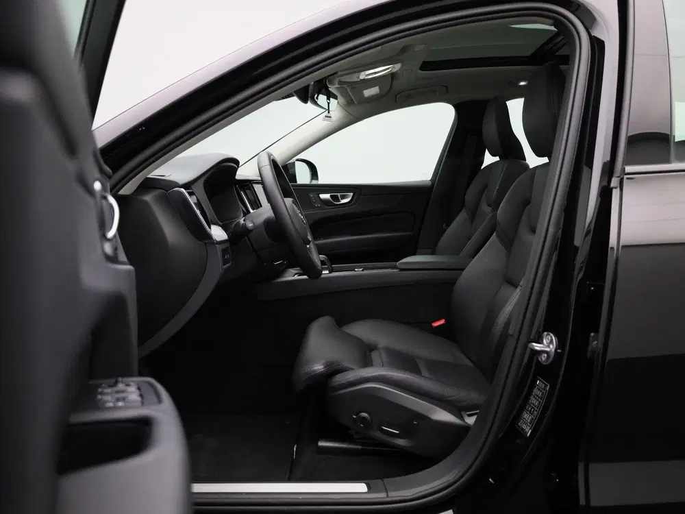 Volvo XC60 T6 PHEV Plus Dark Aut. uit 2023, foto 9
