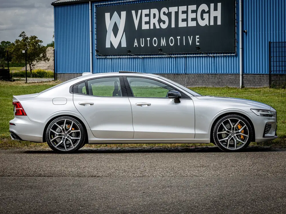 Volvo S60 2.0 T8 AWD Twin Engine Polestar Engineered uit 2020, foto 2