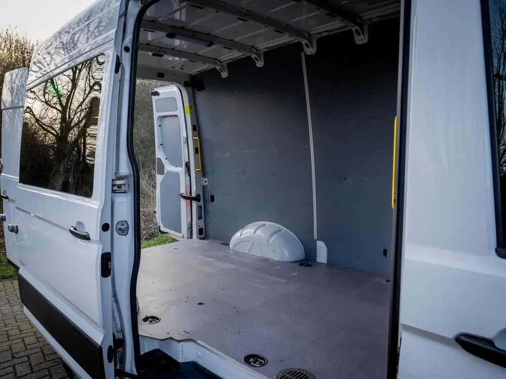 Volkswagen Crafter 35 2.0 TDI L3H3 Trendline Trekhaak uit 2019, foto 10