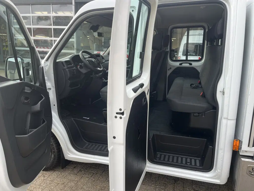 Renault Master T35 2.3 dCi 145 L3 DC Airco Cruise control uit 2020, foto 5