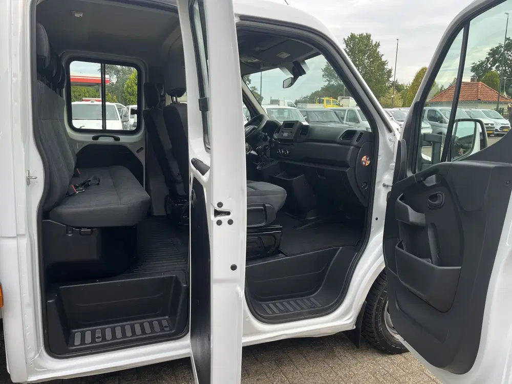 Renault Master T35 2.3 dCi 145 L3 DC Airco Cruise control uit 2020, foto 8