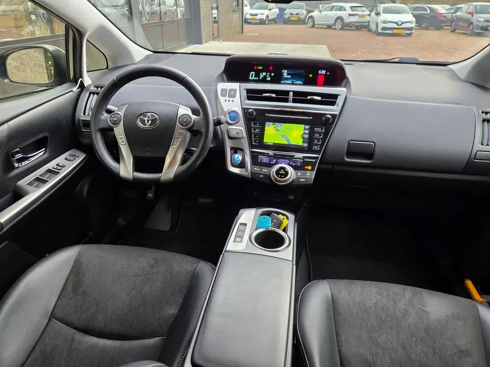 Toyota Prius 1.8 Dynamic uit 2019, foto 3