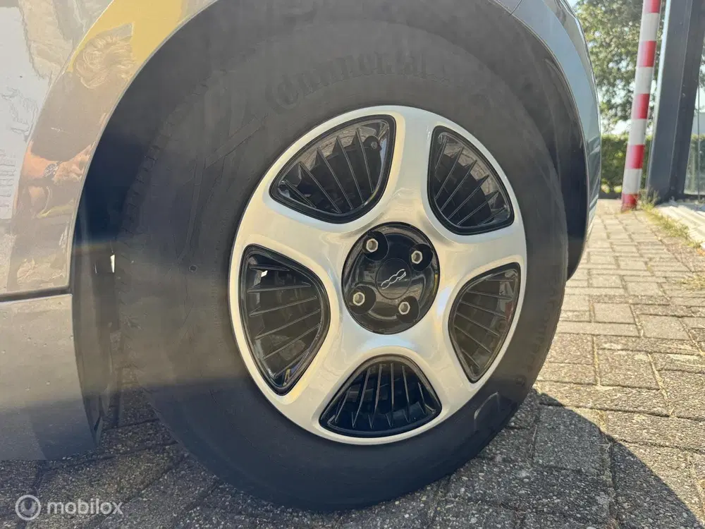 Fiat 500 E PASSION 42 kWH NL AUTO NAP BTW AUTO AFLE uit 2021, foto 7
