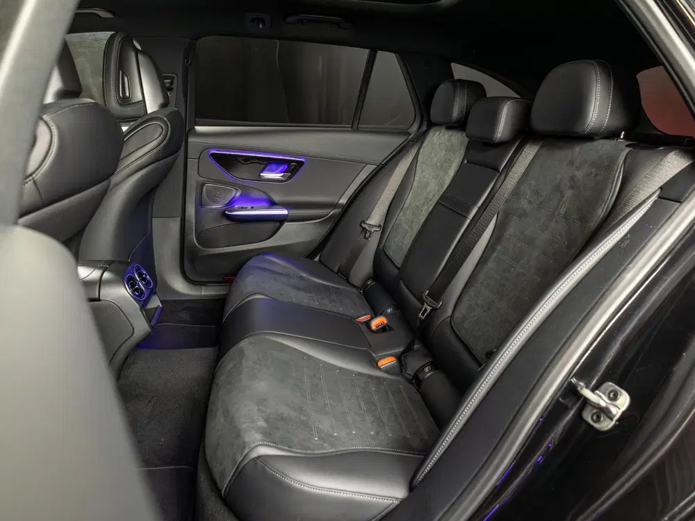 Mercedes-Benz C-Klasse 300 e Business Solution AMG uit 2026, foto 10