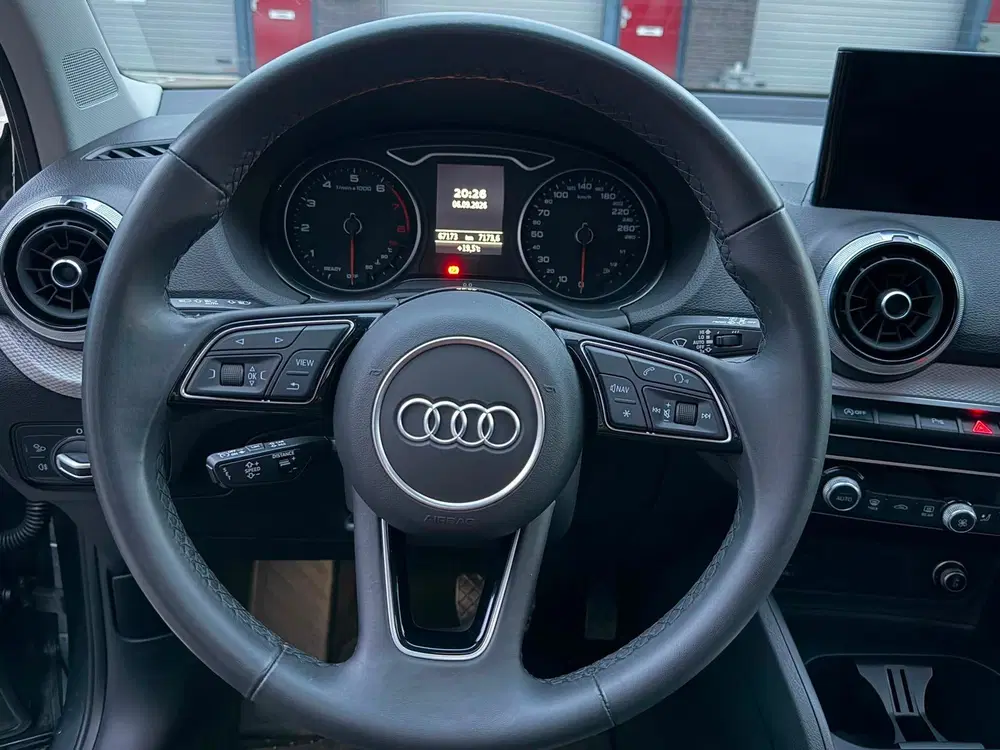 Audi Q2 35 TFSI S Edition uit 2023, foto 15