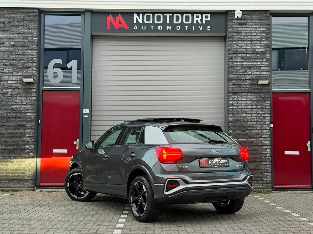 Audi Q2 35 TFSI S Edition uit 2023, foto 5