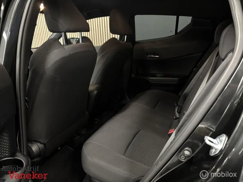Toyota C-HR 1.8 Hybrid Team D uit 2019, foto 12